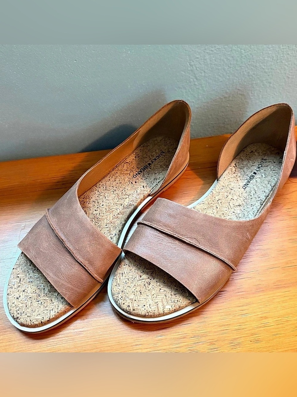 Lucky Brand Women's Peep Toe Brown Flats